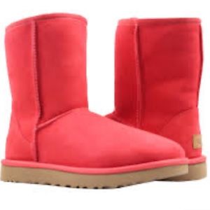 UGG Women's Classic Short II Mid-Calf Sheepskin Boots